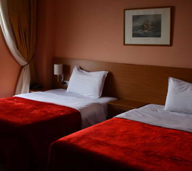 As Hotel Golem (Tirana)