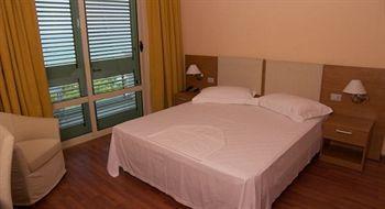 Hotel As Golem (Tirana)